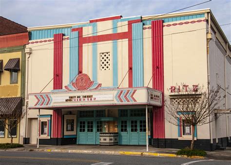 Movie theater waycross georgia - Movie Theaters; United States; Georgia; Waycross; Lyric Theatre; Lyric Theatre. 518 Elizabeth Street, ... “The ultimate web site about movie theaters” ...